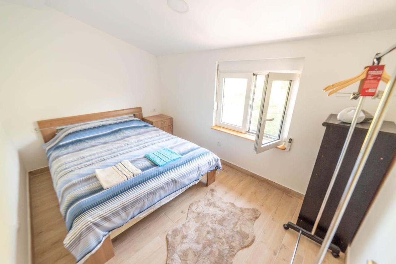 Sljivo Apartmani Herceg Novi Exterior foto